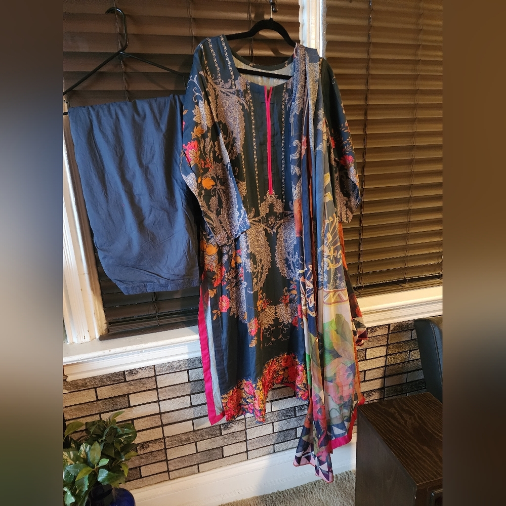 3 piece souit  doptta shirt shalwr